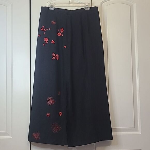 Harvé Benard Black Linen Red Floral Embroidered Maxi Skirt vintage Size 16 - Picture 5 of 11